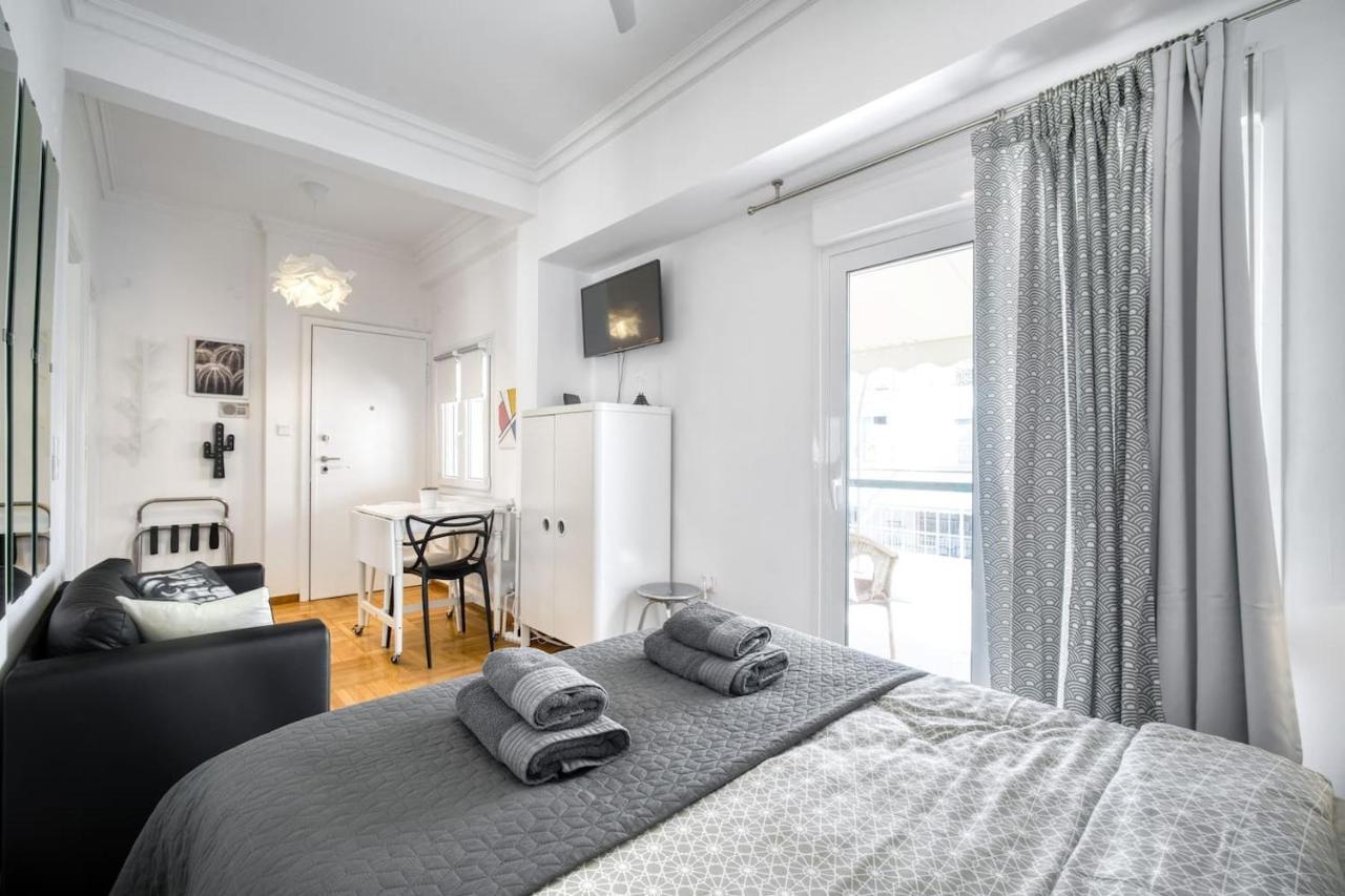 The Cactus Apartment With Large Sunny Balcony Athen Eksteriør billede